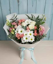 Букет цветов из:  Розы, Лизиантусы и Хризантемы в Волжском Самарской области