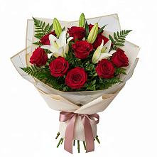 Букет цветов из:  Лилии и Розы в Волжском Самарской области