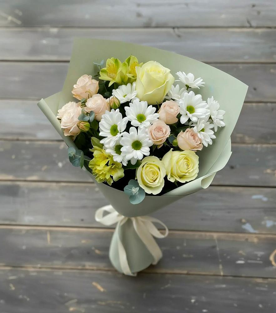 Букет цветов из: Альстромерии, Розы и Хризантемы в Волжском Самарской области