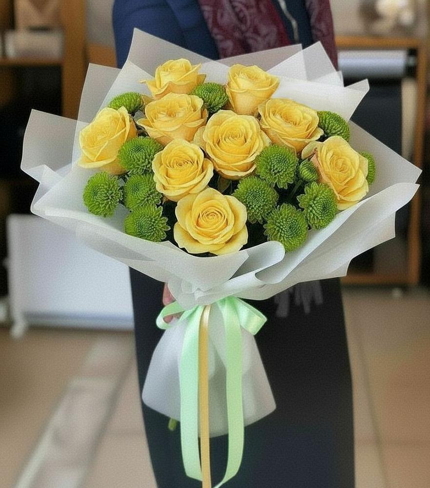Букет цветов из: Хризантемы и Розы в Волжском Самарской области