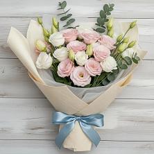 Букет цветов из:  Лизиантусы в Волжском Самарской области