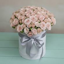 Цветочная композиция из Розы в шляпной коробке в Волжском Самарской области