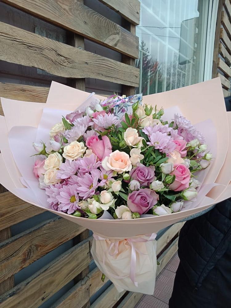 Букет цветов из: Розы и Хризантемы в Волжском Самарской области