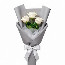 Букет 3 белые розы в Волжском Самарской области