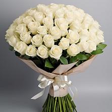 Букет 101 беля роза Белоснежка в Волжском Самарской области