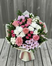 Букет цветов из:  Альстромерии, Гвоздики, Розы и Хризантемы в Волжском Самарской области
