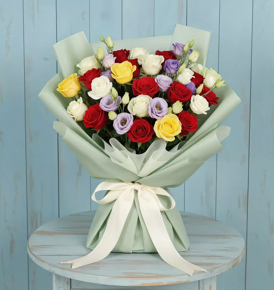 Букет цветов из: Розы в Волжском Самарской области