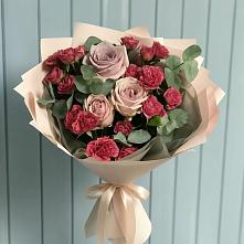 Букет цветов из:  Гвоздики и Розы в Волжском Самарской области