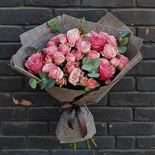 Букет цветов из:  Розы в Волжском Самарской области