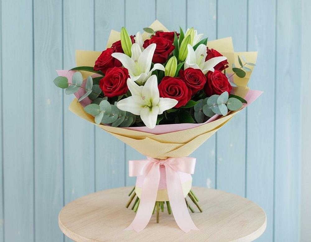 Букет цветов из: Лилии и Розы в Волжском Самарской области